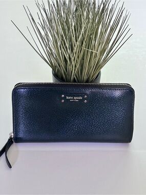 Kate Spade Jeanne Large Continental Black Pebbled Leather Zip Around Wallet 8x4
